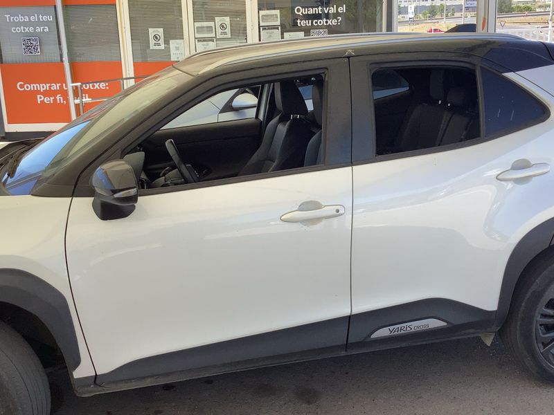 Toyota Yaris Cross 1.5 Hybrid AWD-i Adventure — zdjęcie 4