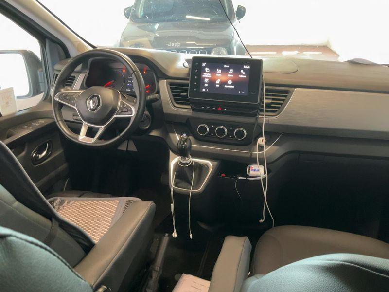 Renault Trafic 2.0 BLUE dCi L2H1 Grand SpaceClass — zdjęcie 12