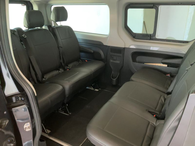 Renault Trafic 2.0 BLUE dCi L2H1 Grand SpaceClass — zdjęcie 14