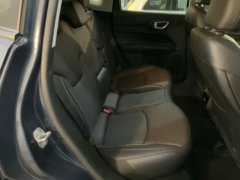 Jeep Compass 1.3 T4 4xe Plug-in Hybrid S 2023 – снимка 19
