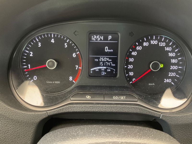 Volkswagen Polo 1.2 TSI Match — zdjęcie 13