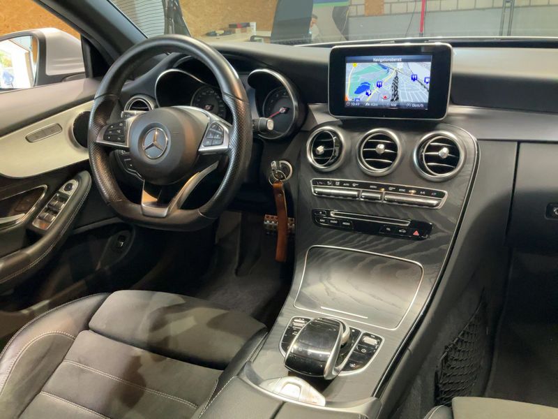 Mercedes-Benz C-Klasse C 200 AMG Line — zdjęcie 12
