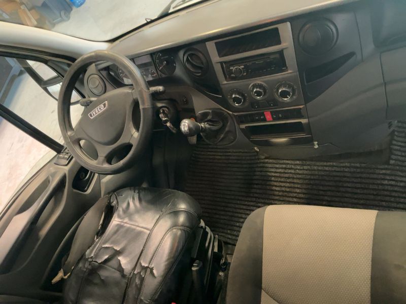 Iveco Daily 2.3 Diesel Einzelkabine 35 C Radstand 3450 — zdjęcie 12