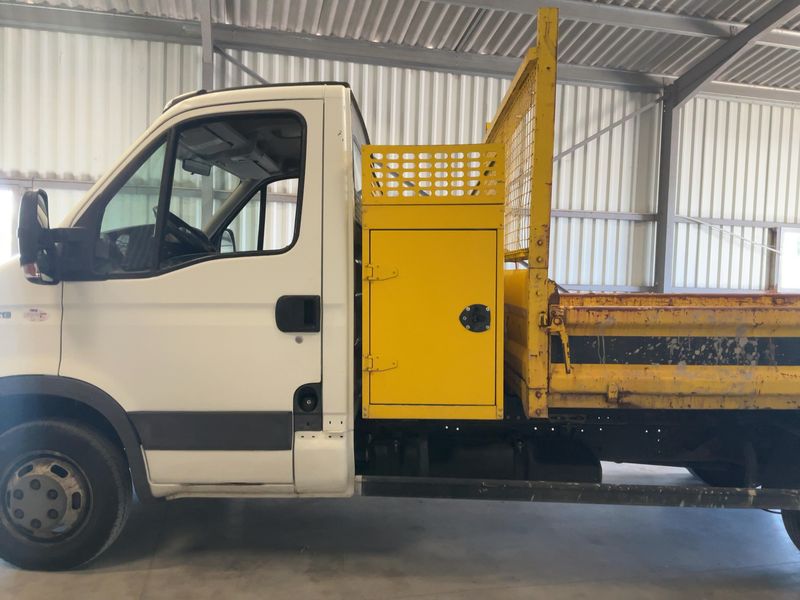 Iveco Daily 2.3 Diesel Einzelkabine 35 C Radstand 3450 — zdjęcie 4