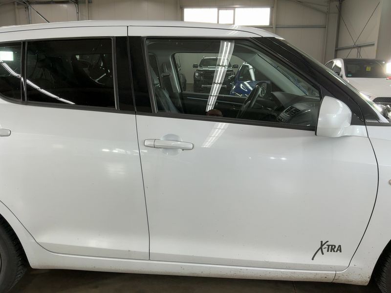 Suzuki Swift 1.2 X-TRA — zdjęcie 7