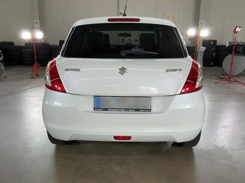 Suzuki Swift 1.2 X-TRA — zdjęcie 5