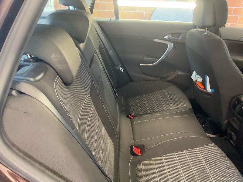 Opel Insignia Sports Tourer 2.0 CDTI Innovation — zdjęcie 14