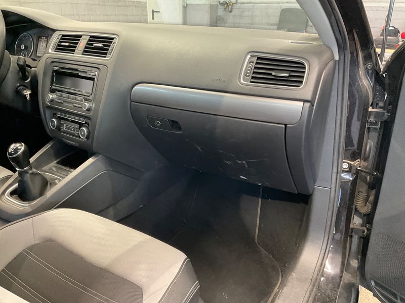 Volkswagen Jetta 1.4 TSI Highline 2012 – снимка 34