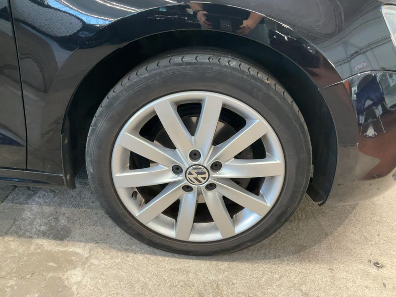 Volkswagen Jetta 1.4 TSI Highline 2012 – снимка 11