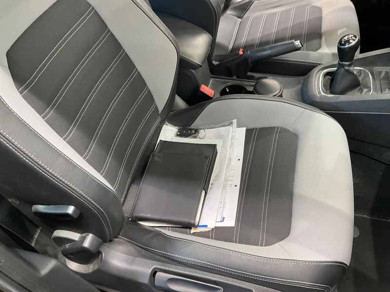 Volkswagen Jetta 1.4 TSI Highline 2012 – снимка 33