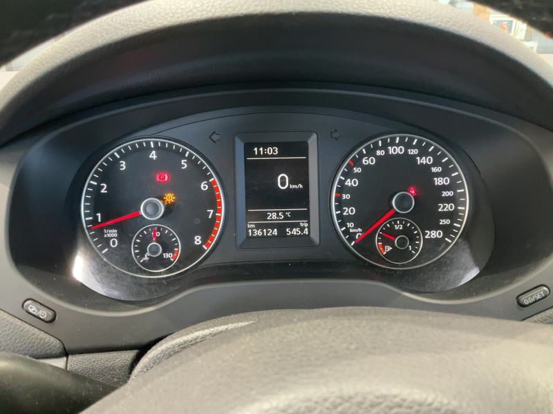 Volkswagen Jetta 1.4 TSI Highline 2012 – снимка 19