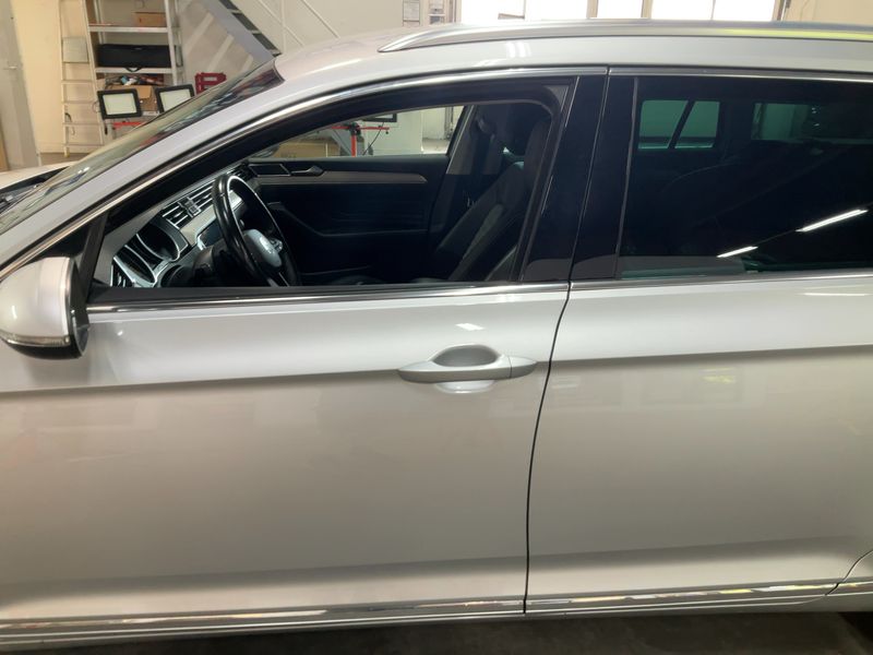Volkswagen Passat 2.0 TDI Elegance 2021 – снимка 4