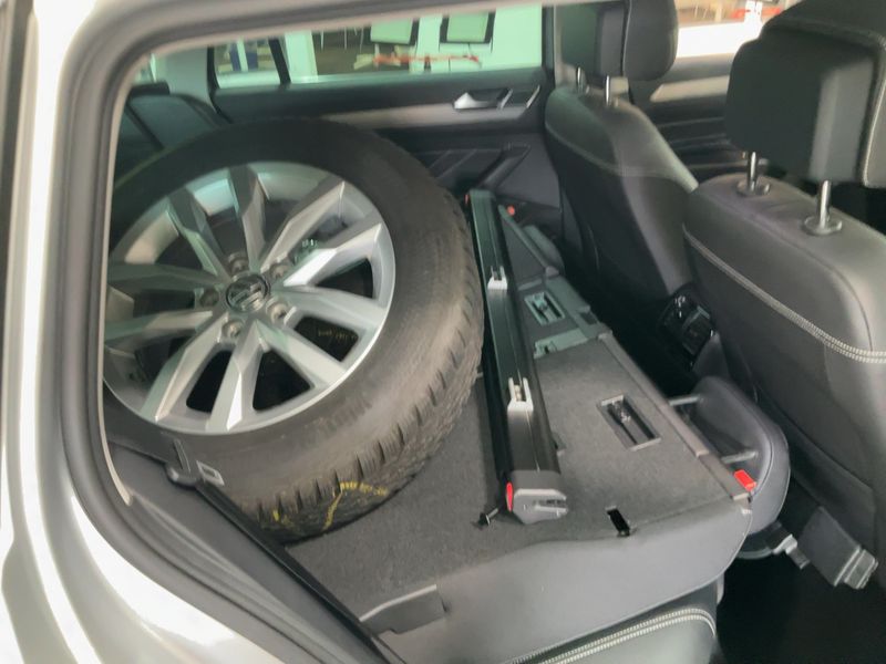 Volkswagen Passat 2.0 TDI Elegance 2021 – снимка 20