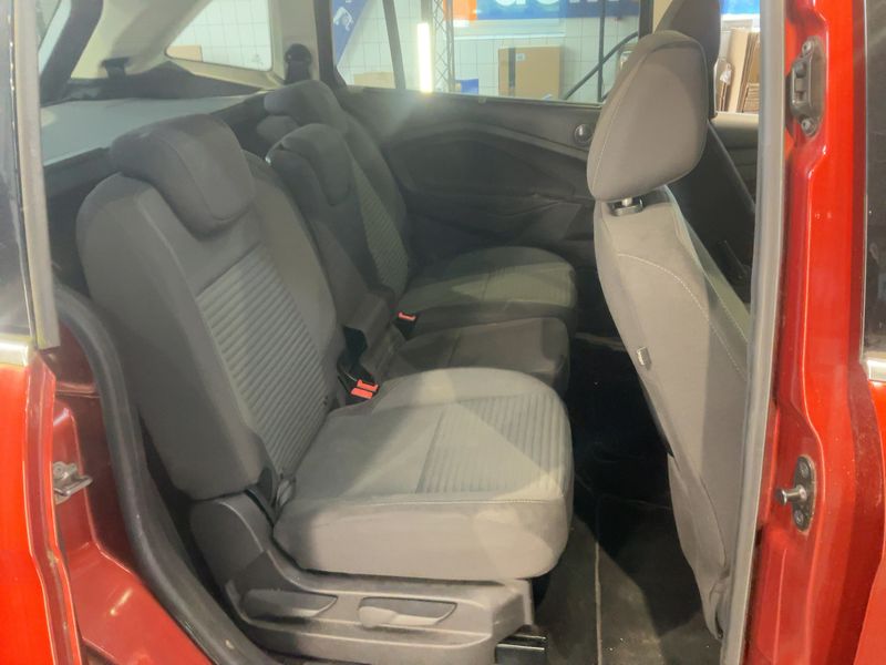Ford Grand C-Max 1.0 EcoBoost Titanium — zdjęcie 14