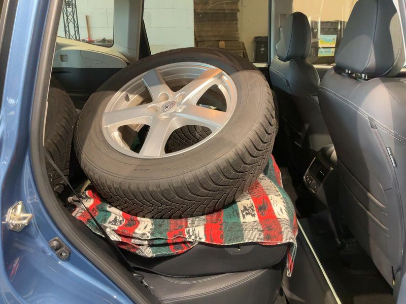 Subaru Forester 2.0 Mild-Hybrid Platinum — zdjęcie 14