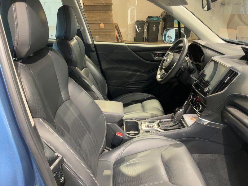 Subaru Forester 2.0 Mild-Hybrid Platinum — zdjęcie 11