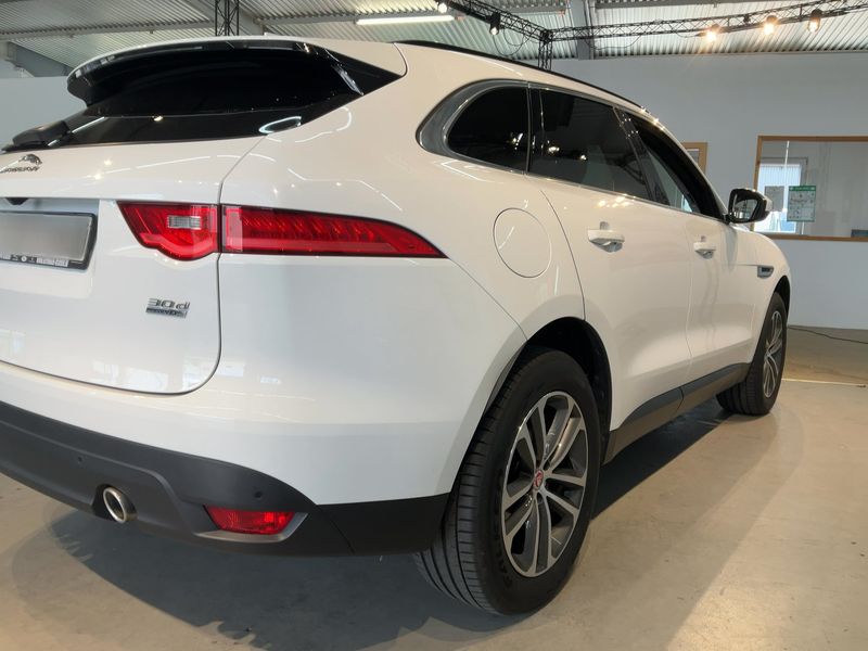 Jaguar F-Pace 30d Prestige AWD — zdjęcie 6