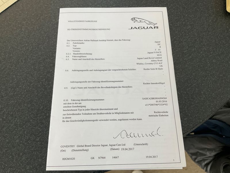 Jaguar F-Pace 30d Prestige AWD — zdjęcie 16