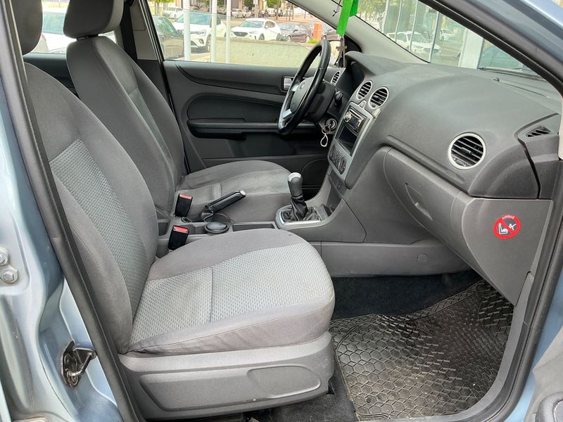 Ford Focus 1.8 TDCi Trend — zdjęcie 3