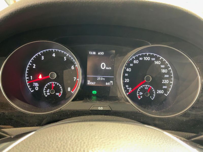 Volkswagen Golf VII Sportsvan 1.2 TSI Sound BlueMotion Tech — zdjęcie 13