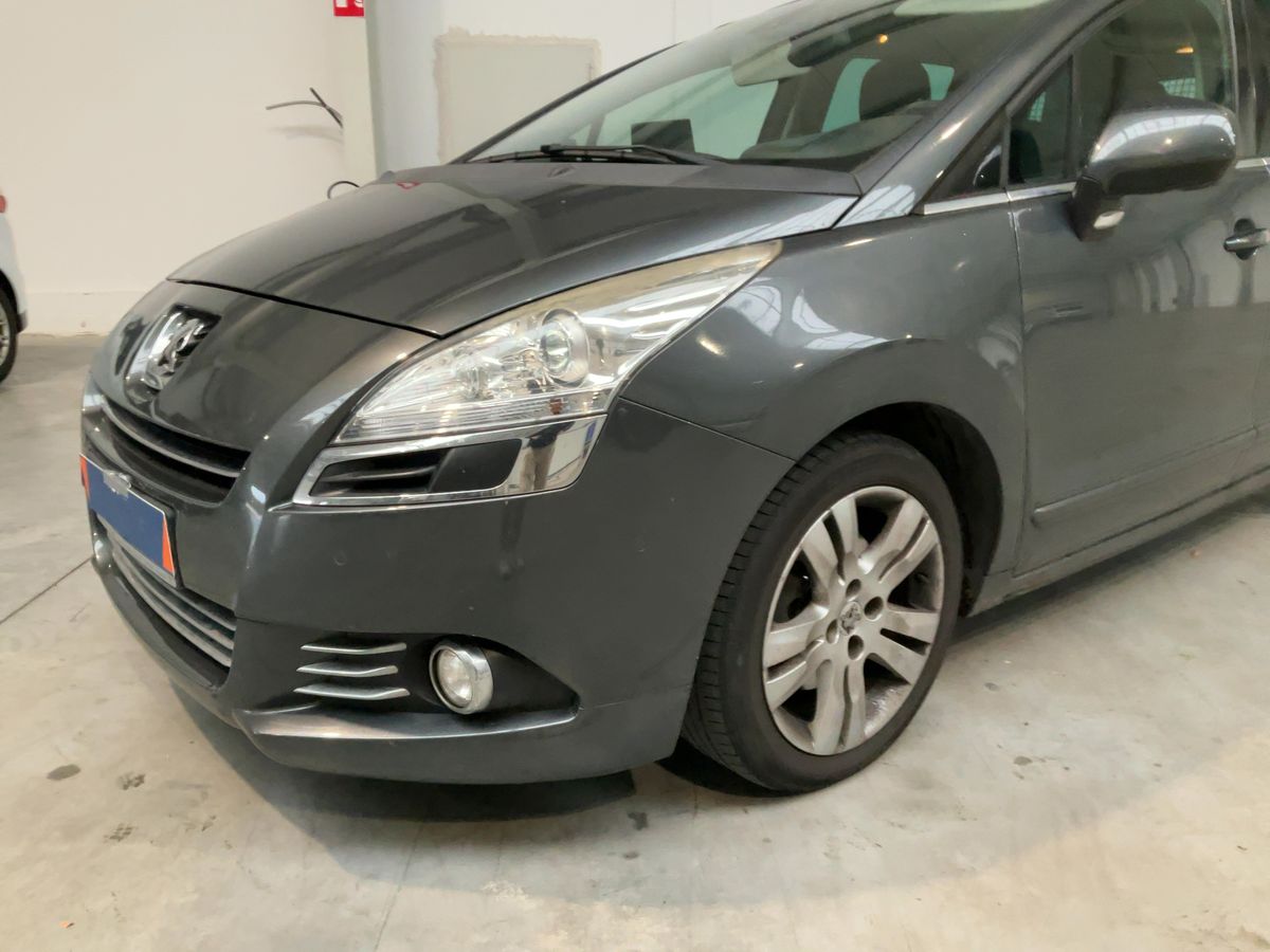 Peugeot 5008 2.0 HDi Platinum
