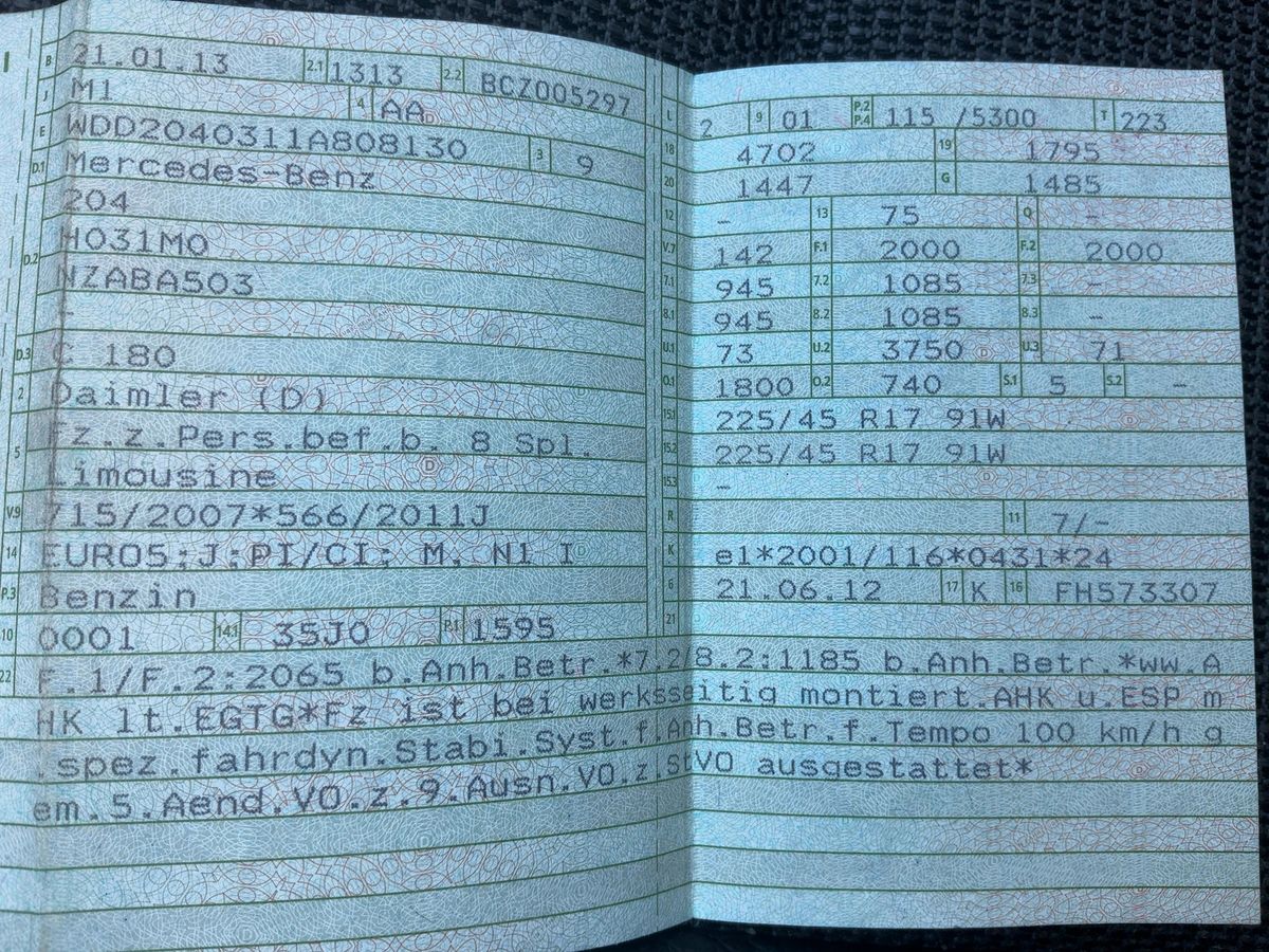 Mercedes-Benz C-Klasse C 180 CGI BlueEfficiency Avantgarde