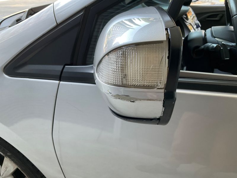 Honda Insight 1.3 Hybrid Executive 2011 – снимка 24