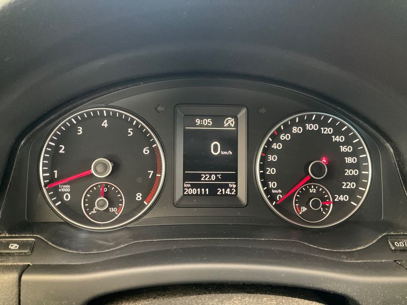 Volkswagen Golf VI Plus 1.2 TSI Team BlueMotion Tech — zdjęcie 4