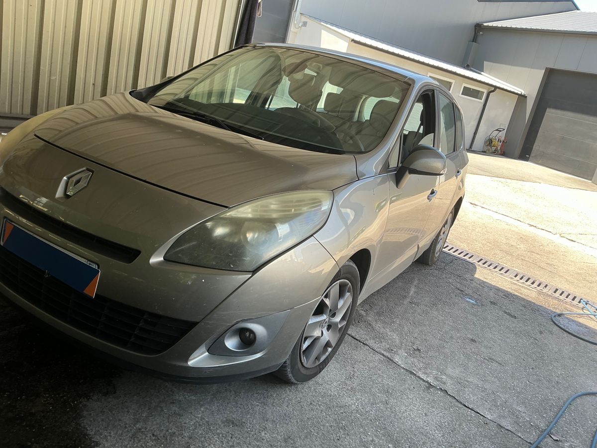 Renault Grand 2011