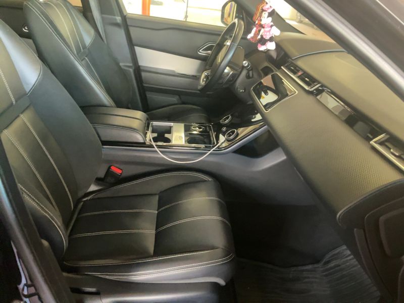 Land Rover Range Rover Velar 2.0 Diesel S R-Dynamic — zdjęcie 11