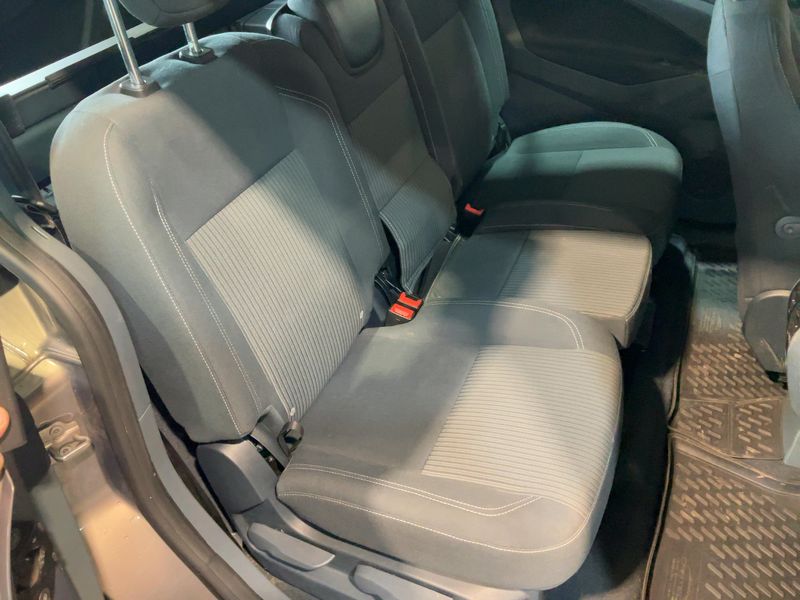 Ford Grand C-Max 1.0 EcoBoost Titanium — zdjęcie 14