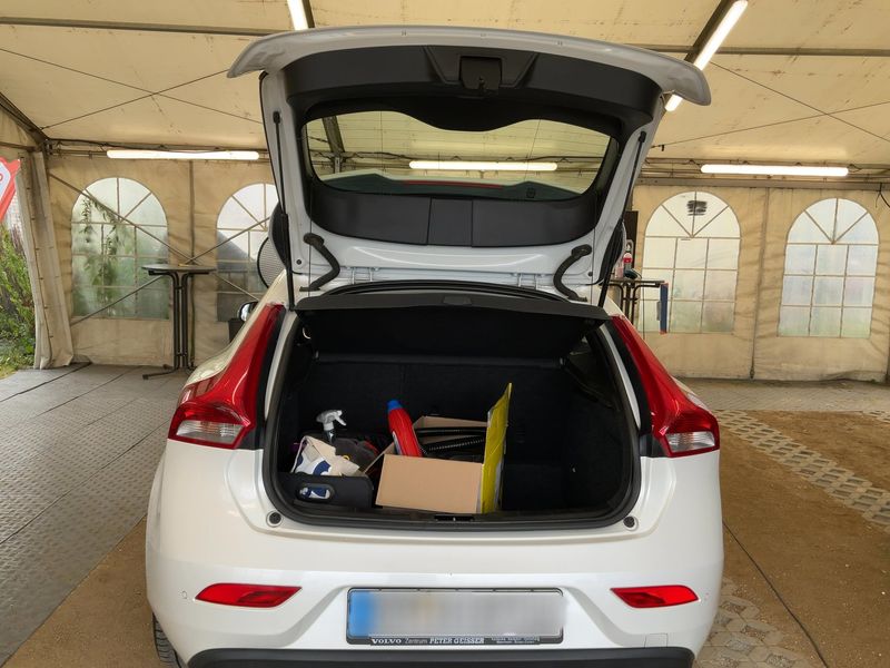 Volvo V40 2.0 D3 You! — zdjęcie 10