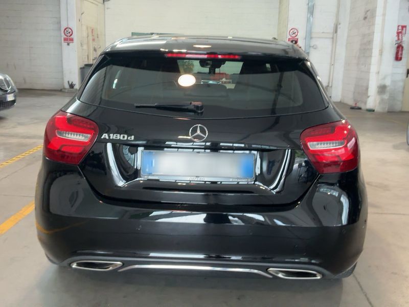Mercedes-Benz A-Klasse A 180 CDI BlueEfficiency Urban 2017 – снимка 7