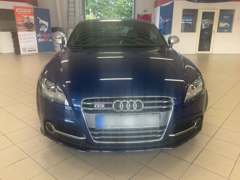 Audi TTS 2.0 TFSI quattro Coupe — zdjęcie 9