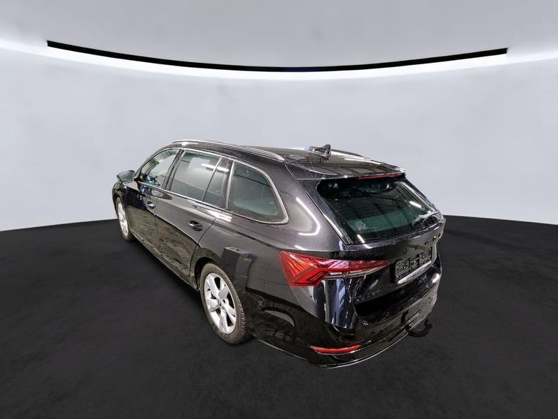 Skoda Octavia 2023 — photo 4