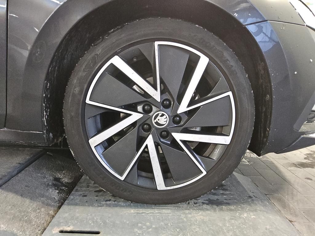 Skoda Octavia 2023 — photo 37