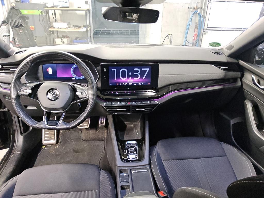 Skoda Octavia 2023 — photo 33
