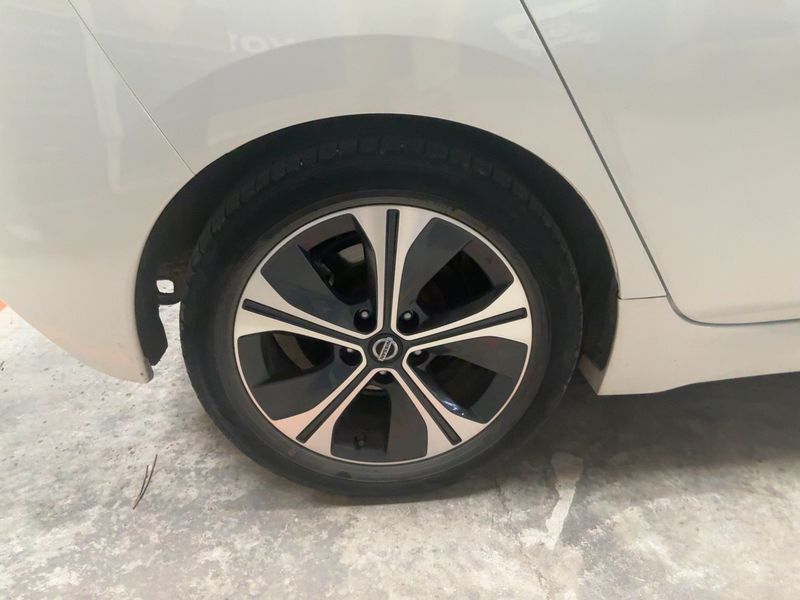 Nissan Leaf electric drive 110 kW N-Connecta 2018 – снимка 9