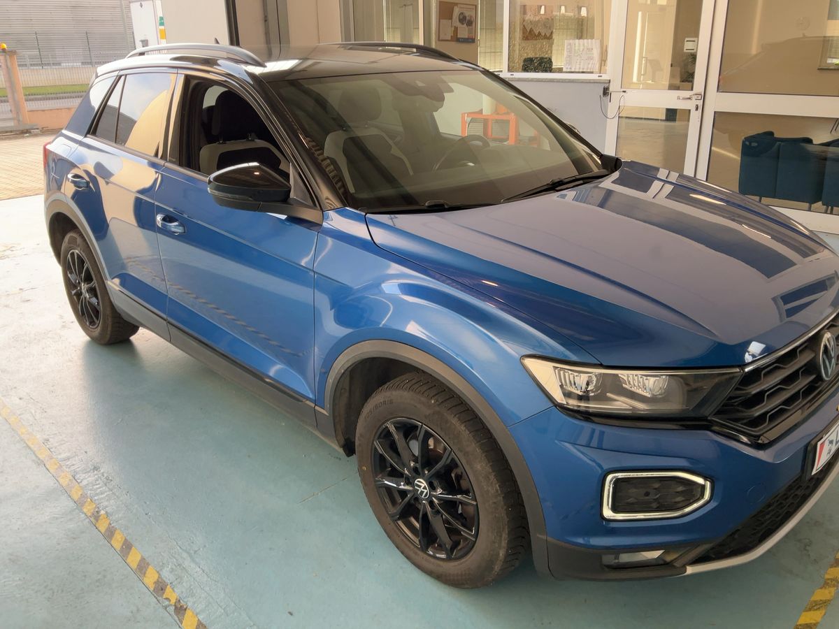 Volkswagen T-Roc 2021 — photo 13