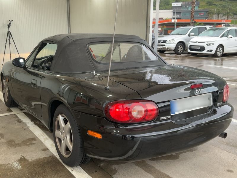 Mazda MX-5 1.6 Special Version — zdjęcie 3