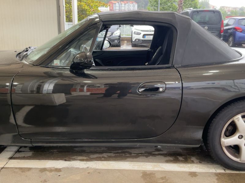 Mazda MX-5 1.6 Special Version — zdjęcie 4