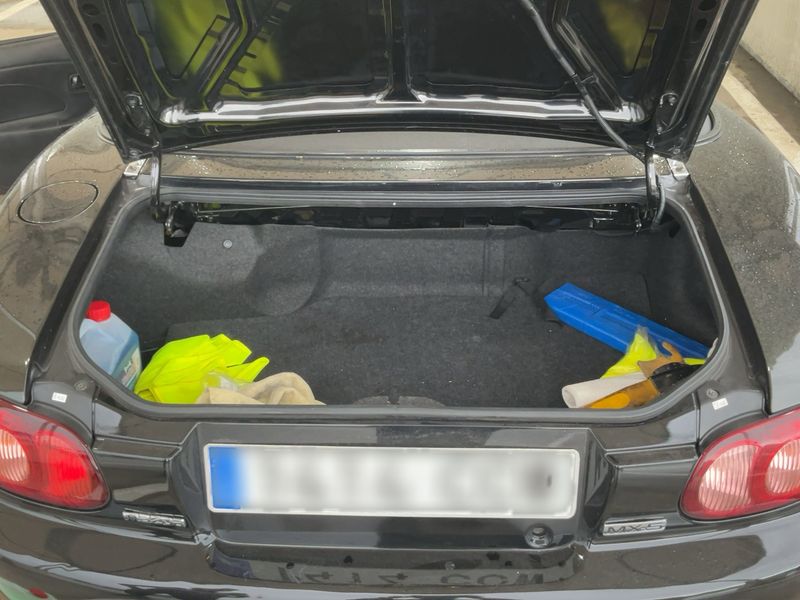 Mazda MX-5 1.6 Special Version — zdjęcie 10