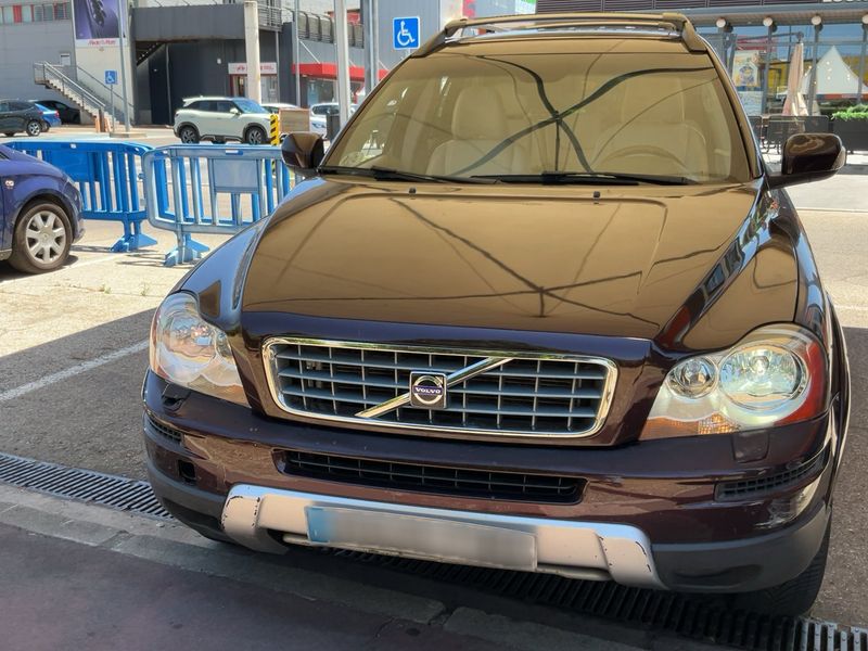 Volvo XC90 2.4 D5 Summum — zdjęcie 9