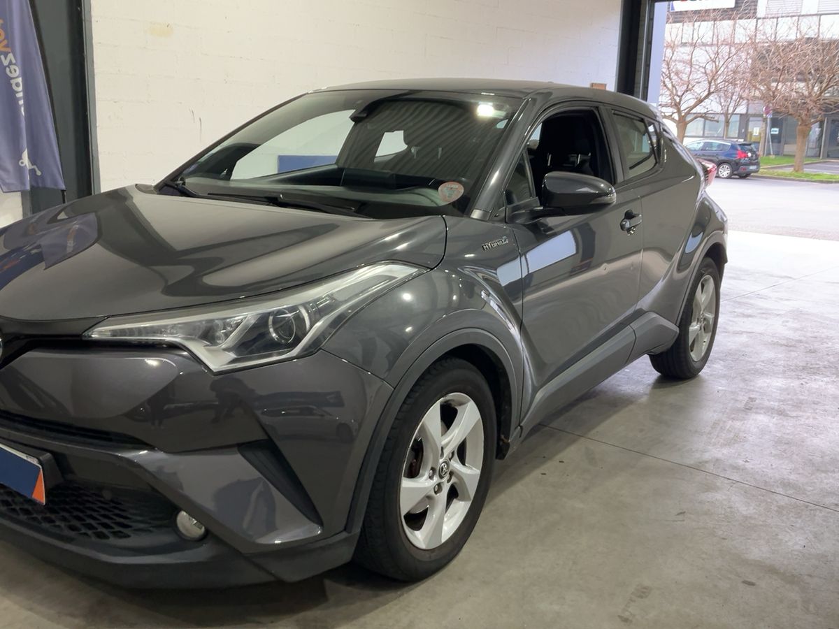 Toyota C-HR d'occasion