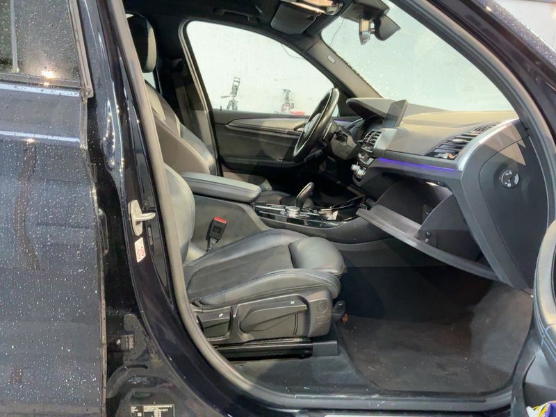 BMW X3 xDrive 30e M Sport — zdjęcie 11