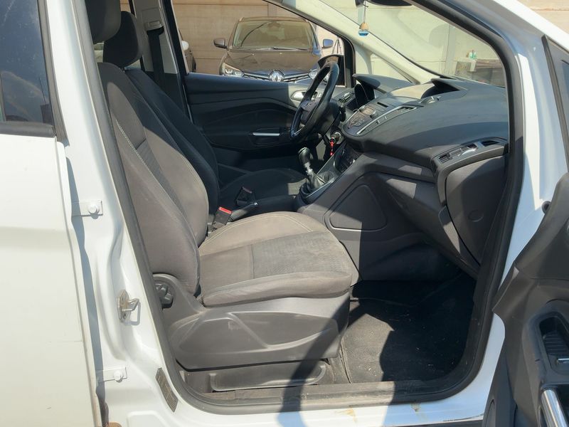 Ford C-Max 1.5 TDCi Trend Plus — zdjęcie 11