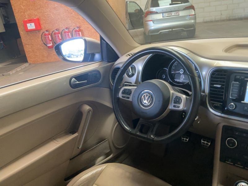 Volkswagen Beetle 1.2 TSI Design BlueMotion Tech 2013 – снимка 18