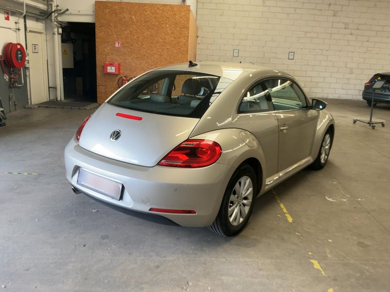 Volkswagen Beetle 1.2 TSI Design BlueMotion Tech 2013 – снимка 8