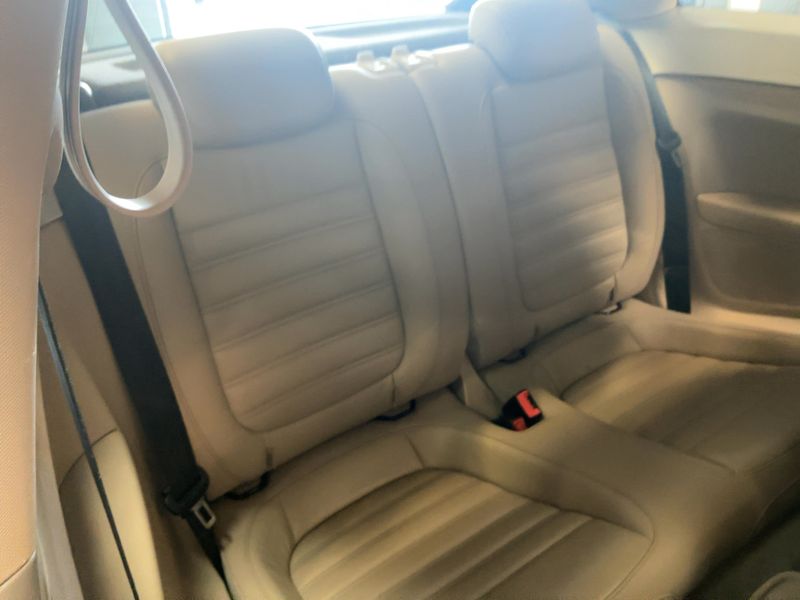 Volkswagen Beetle 1.2 TSI Design BlueMotion Tech 2013 – снимка 19