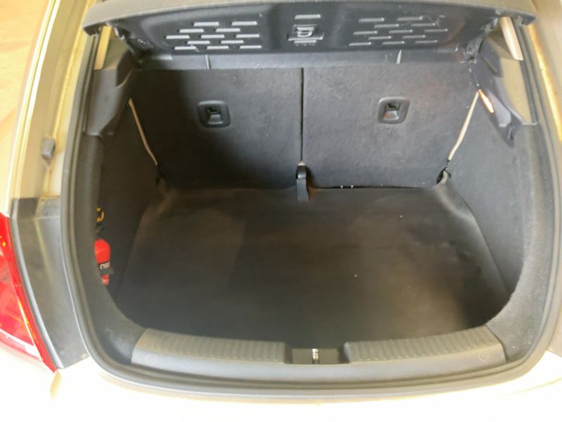 Volkswagen Beetle 1.2 TSI Design BlueMotion Tech 2013 – снимка 15